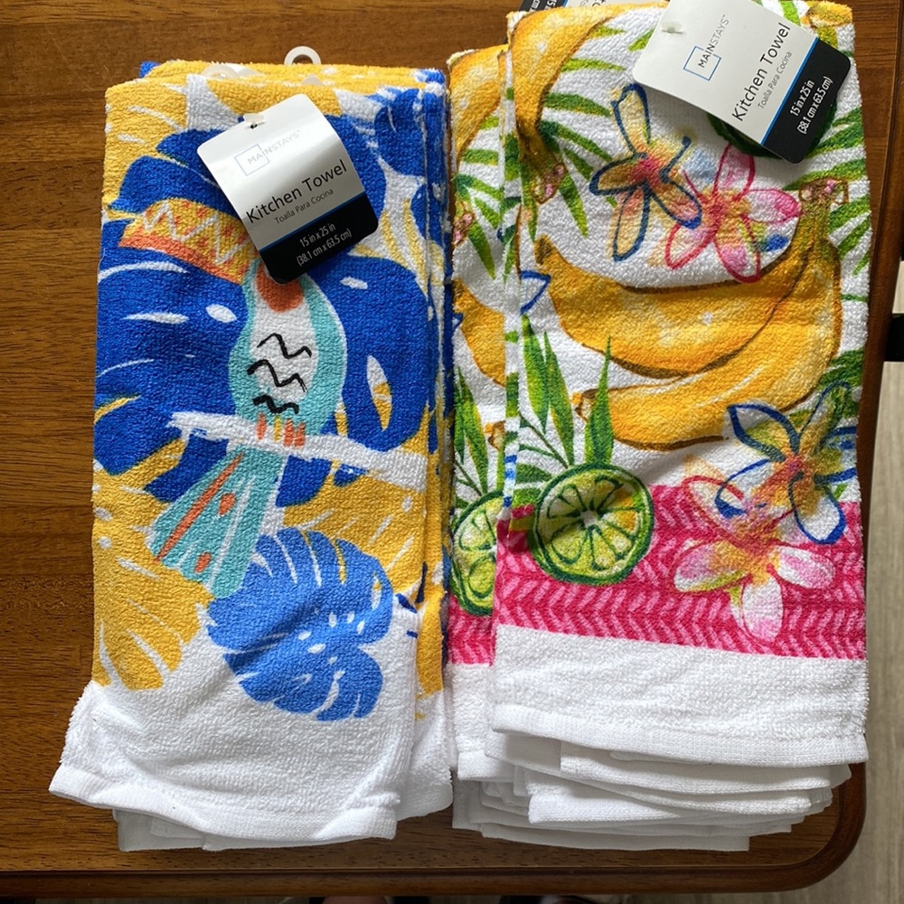 Lot Bundle of 18 Women Owned Summer/ Tropical Themed Kitchen Towels